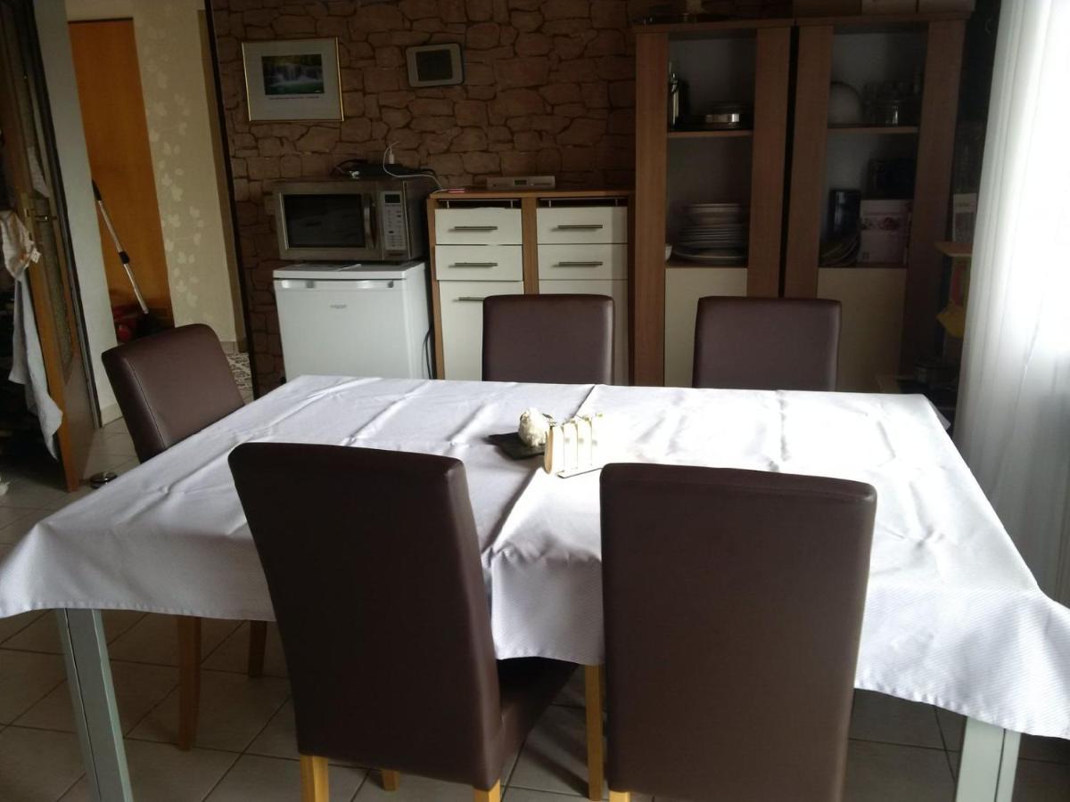 Haus Bergrose Apartment Busenborn Bagian luar foto